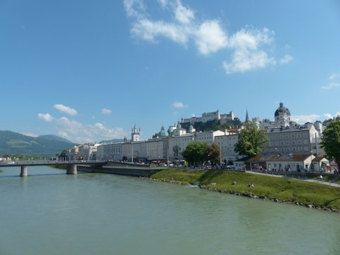 salzburg-116775_1280