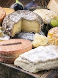 8 Countries that Produce The Most Cheese in The World