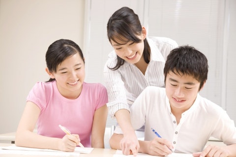 5 Best Countries to Teach English in Asia