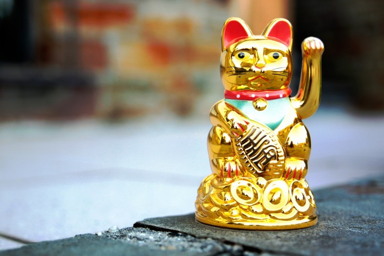 maneki-neko-453120_1280