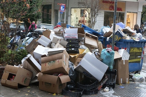 11 Best Unethical Life Hacks to Make Money