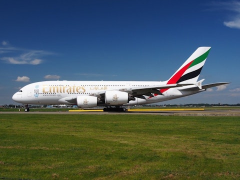 emirates-867771_1280 10 Highest Rated Airlines in the World
