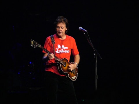  mccartney, paul, square, many, new, york, one, performing, songs, madison, garden, his, great, legendary, music, concert