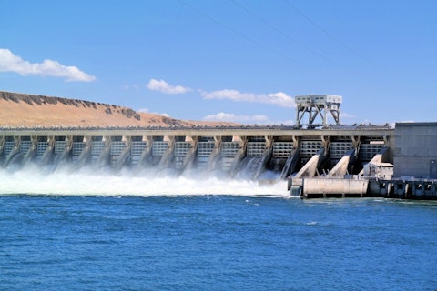 dam-929406_1920 11 Deadliest Lakes in the United States 