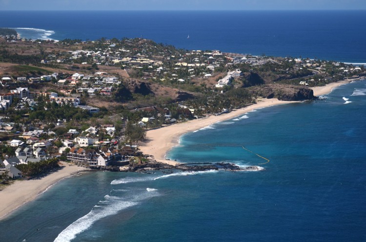 Sapsiwai/Shutterstock.com 