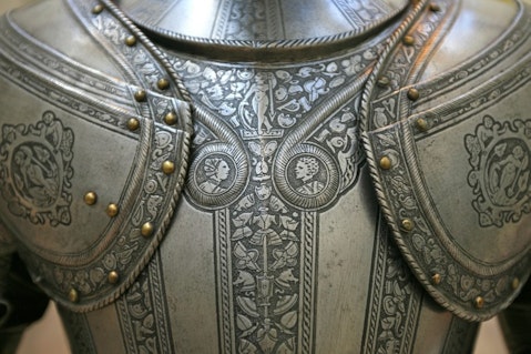 knights-armor-142694_1920