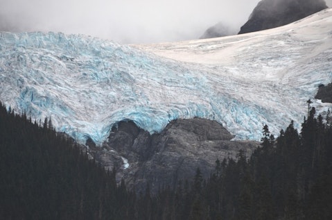 glacier-768651_1920