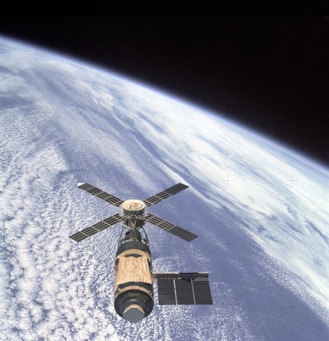 skylab-orbital-workshop-544322_1920