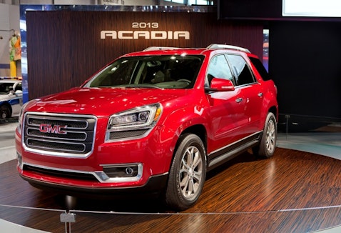 gmc, acadia, suv, truck, american, automaker, usa, display, debut, media, 2013, new, 2012, show, event, chicago, preview, vehicle, automobile, premiere, world,
