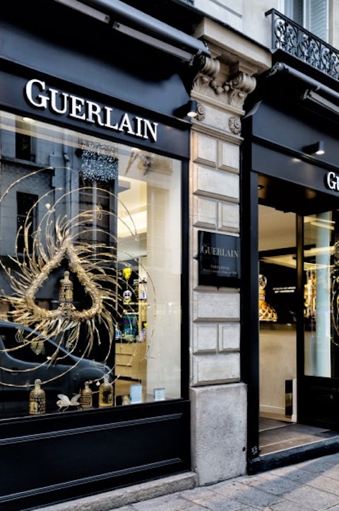 guerlain, end, brand, high, french, store, logo, france, expensive, display, prestige, maker, fine, european, paris, front door, products, landmark, exclusive, luxury, upscale,