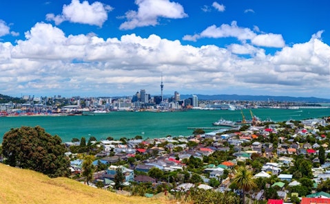 auckland, skyscraper, hill, downtown, island, tower, coast, aerial, oceania, town, shore, municipal, locality, river, stanley, new, waterfront, neighborhood, urban, devonport, traffic, panoramic, region, mount, marina, hinterland, corner, canal, district, cargo, zone, area, section, populated, wharf, industrial, famous, city, colorful, transportation, house, bay, township, victoria, borough, residential, zealand, ocean, harbor, cityscape, capital