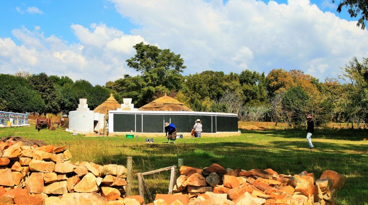 house-664875_192011 Places with the Most Moderate Climate in the World 