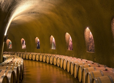wine-cellars-808175_1920 7 Countries That Make the Best Wine in the World