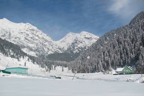 kashmir-91218_1920 15 Most Educated States in India