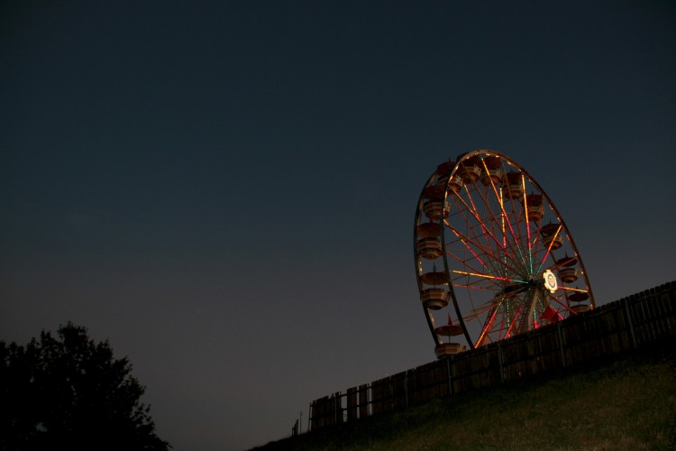 ferris-wheel-364008_1920