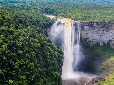 Anton_Ivanov/Shutterstock.com 11 Most Beautiful Waterfalls in the World 