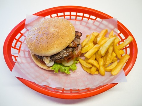 hamburger-527393_1280 12 Best Bargain Burgers & Fries in America