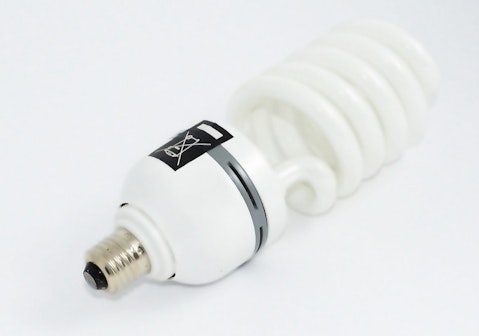 the-light-bulb-428286_1280