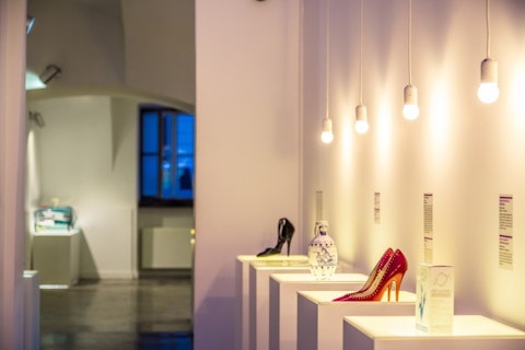 museum, broken, zagreb, passing, boy, walking, light, east, open, people, love, tourist, funny, relationship, of, local, croatia, upset, eu, tourism, street, town, sad, main, by,