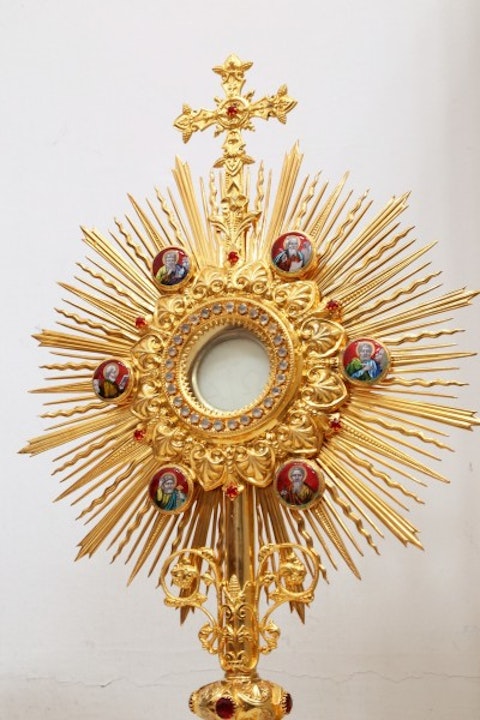 monstrance-699488_1920 10 Wealthiest Pastors in The World
