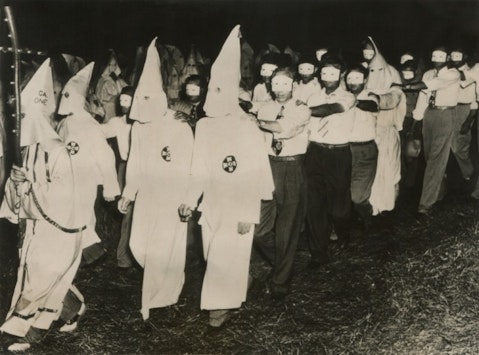 klux, kkk, ku, racial, jim, 10s, south, history, racism, discrimination, crow, nativists, religious, whites, gowns, hate, men, group, georgia, 20th, members, organizations, 10 Most Dangerous Religious Cults in the World 