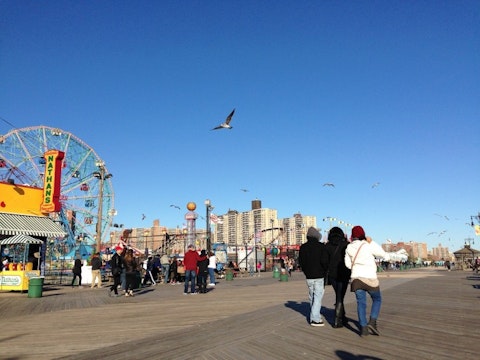 coney-island-beach-990456_1280 11 Best Places to Visit in USA for Families