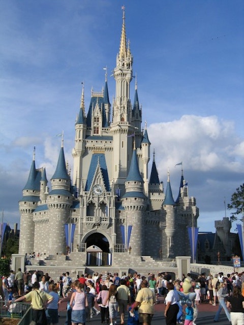 disney-world-226721_1280 11 Best Places to Visit in USA for Families