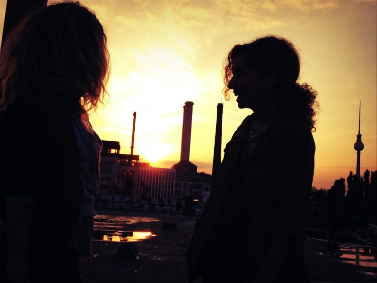 girl-371369_1280 15 Easiest Cities To Get Laid In The World