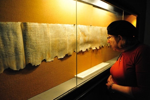 scroll, qumran, manuscripts, israel, ancient, torah, tourist, text, archaeological, holyland, dead sea scrolls, dead sea, pilgrimage, document, middle east, travel, christian, artifacts, ancient , 10 Most Famous Artifacts from the Ancient World