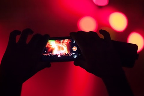 6 Smartphones with Xenon Flash