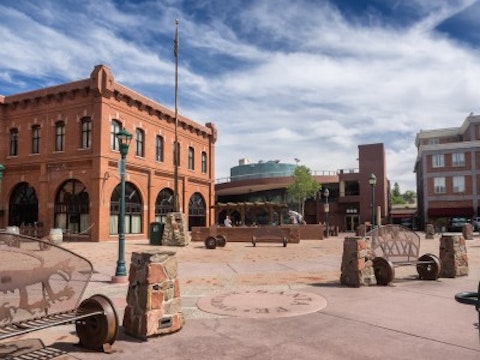flagstaff, arizona, public, municipal, pueblo, travel, background, square, usa, red, flower, main, building, city, clock