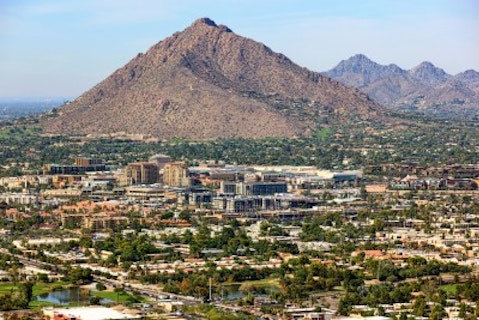 arizona, mountains, camelback, mountain, popular, green, travel, business, trees, resorts, sunny, wealth, skyline, old, recreation, elevated, shopping, climate, architecture,
