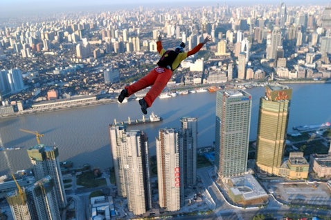 base, jump, basejump, shanghai, hyatt, tower, skydiving, confidence, jin-mao, color, outdoors, extreme, danger, hotel, sport, china, adventure, activity, vibrant, pursuit,11 Most Dangerous Sports in the World