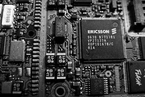 Analyst Says Broadcom (AVGO) Among the Best AI Semiconductor Stocks to Benefit from Bull Run Until 2030