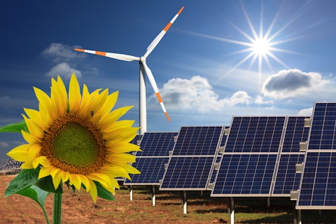 10 Best Renewable Energy Stocks to Buy According to Hedge Funds