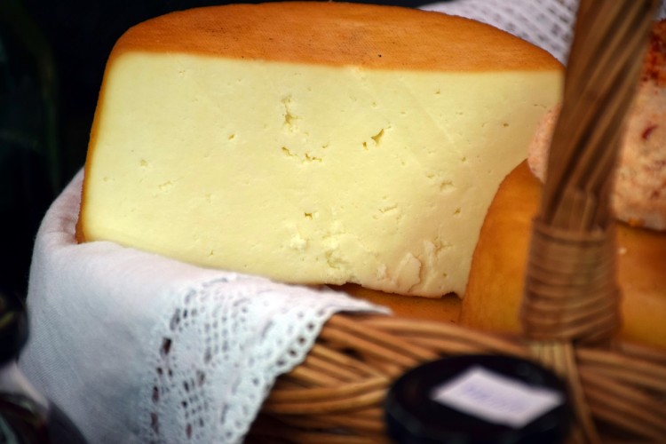 10 Countries that Export the Most Cheese in the World 