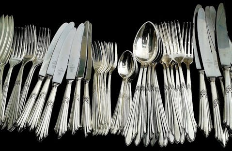 7 Things To Buy At Estate Sales and 3 Things To Skip