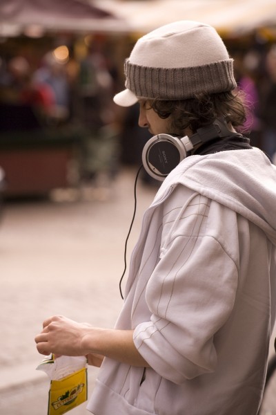 7 Websites to Buy Cheap Hand Rolling Tobacco in UK and Europe