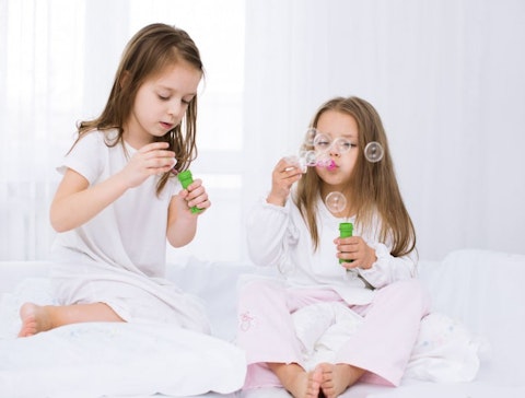 11 Best New York Neighborhoods to Live in with Families and Kids