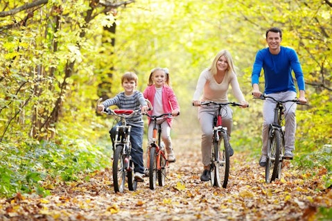 action, activity, adult, autumn, bicycle, bike, cheerful, children, color, cycling, exercising, family, father, female, happiness, healthy, human, kids, leisure, lifestyles, looking, male, men, mother, nature, outdoors, park, people, recreational, smiling, sports, vitality, women
