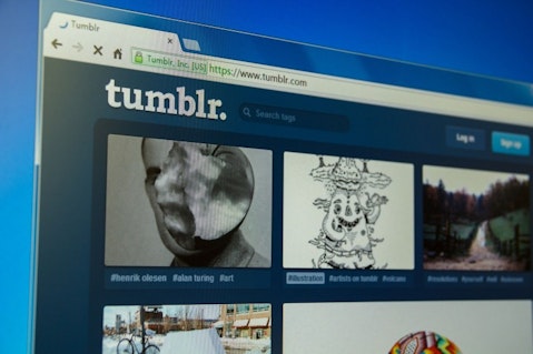 blog, browser, close up, communication, computer monitor, concepts and ideas, hyperlink, internet, lifestyle, macro, nobody, sign, technology, tumblr, web browser, web page, www