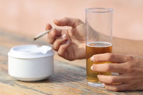 25 Big Companies That Don't Drug Test Employees