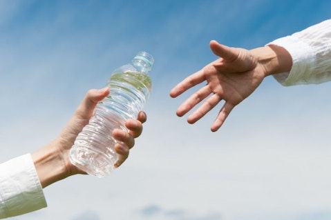 8 Best Tasting Glass Bottled Water Brands in America