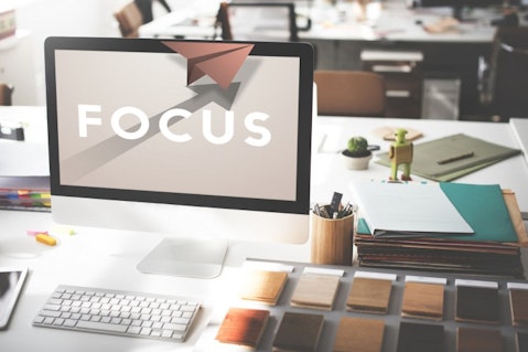 6 Easiest Ways To Focus and Improve Your Concentration