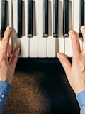 10 Easiest Popular Piano Songs For Beginners With Letters