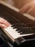16 Easy Piano Songs That Sound Complicated
