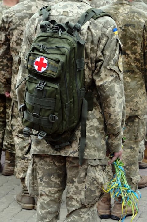 Pixelated Digital Camouflage vs. Traditional Camouflage For Hunting and Combat