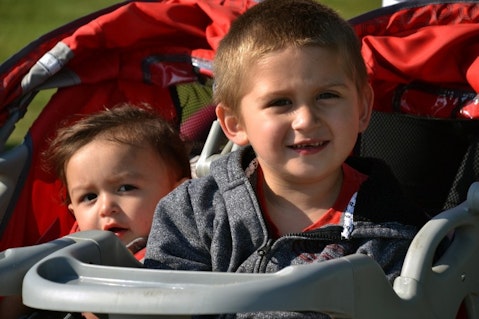 10 Easiest Folding Double Strollers For Infants and Toddlers