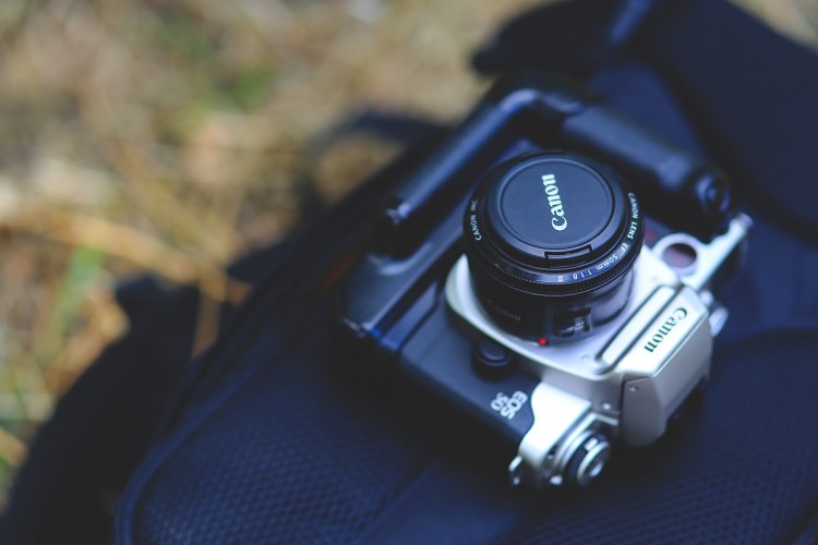 13 Best Small Lightweight Digital SLR Cameras