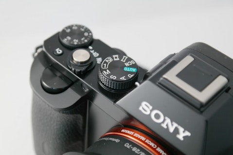 13 Best Small Lightweight Digital SLR Cameras